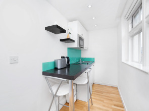 Hyde Park Executive Apartments