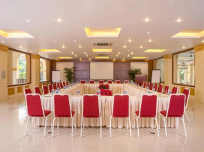 Sunny Beach Resort and Spa