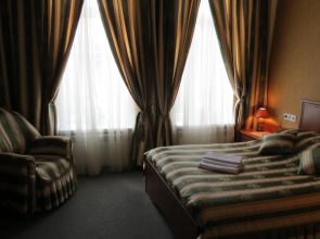 Отель Эсмеральд