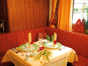 ZILLERTALERHOF - Alpine Hideway