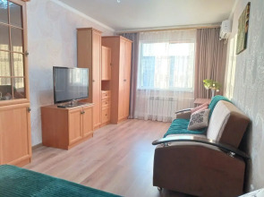 Апартаменты на проспекте Победы 174/1