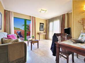 Holiday World RIWO - Teens Hotel