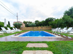 Studio Apartments Petkovic