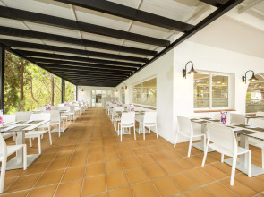 FERGUS Style Bahamas