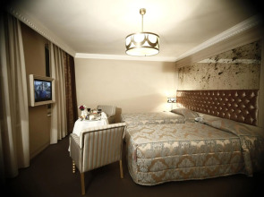 Palm Beach Hotel Bali