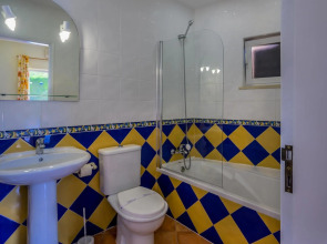 Canavial I & II Apartments