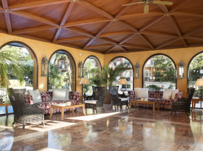 Luna Club Hotel Yoga & Spa