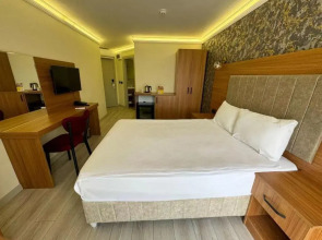 Mse Golden Lux Hotel