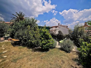 Garden Apartment Hotel Split