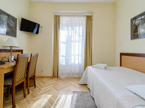 Отель Domus Maria