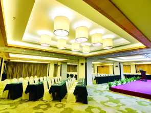 Отель Barry Boutique Seaview Sanya