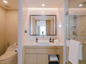 Отель Wyndham La Vita Rawai Phuket