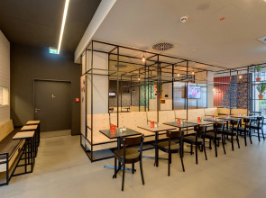 MEININGER Hotel Leipzig Hauptbahnhof