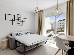 Palmanova Suites by TRH