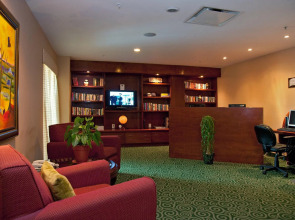 Courtyard By Marriott Cancun Airport