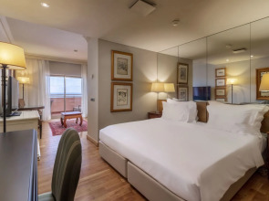 Отель Royal Savoy