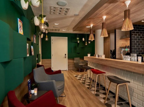 Holiday Inn Express Amsterdam - City Hall by IHG