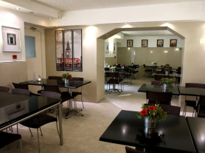 Huttons Hotel, Victoria London