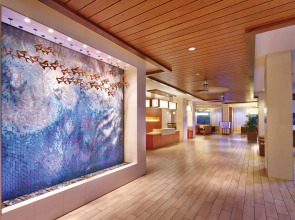 Hyatt Place Waikiki Beach