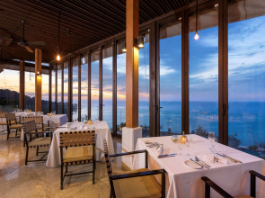 Hyatt Regency Phuket Resort