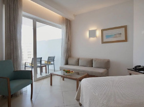 Sunrise Pearl Hotel & Spa