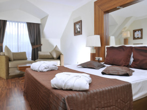 Курорт Meder Resort Hotel