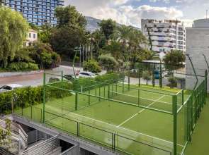 Отель Royal Savoy