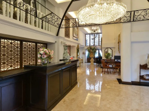 Siam Champs Elyseesi Unique Hotel