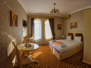 Отель Iva Old City