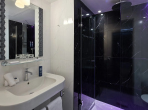 Les Plumes Hôtel Paris