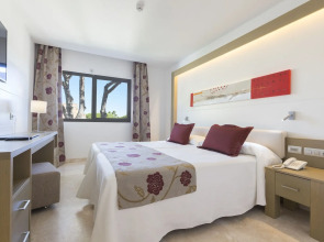 Отель Hipotels Barrosa Garden