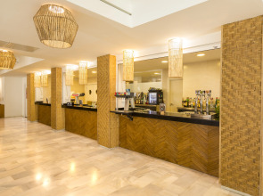 FERGUS Style Bahamas