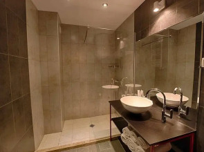 Terrace 8 Bakuriani by Mgzavrebi