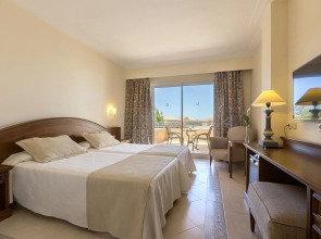 Отель Hipotels Barrosa Garden