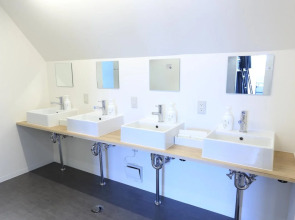 Tora Hotel Asakusa - Hostel