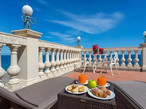 Hellenia Yachting Hotel