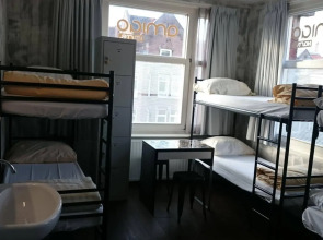 Amigo Hotel - Hostel