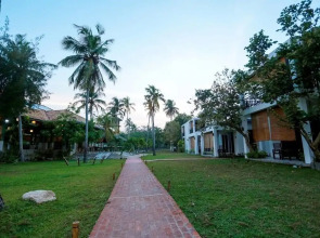 Отель Amaluna Resorts