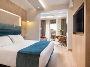 Anthemus Sea Beach Hotel & Spa