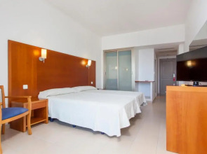 Отель Ibiza Playa