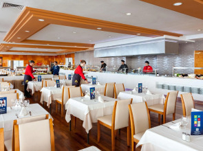 Отель Best Semiramis