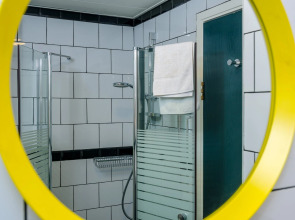 The White House Hotel at Dizengoff Square