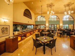 Acron Candolim Regina