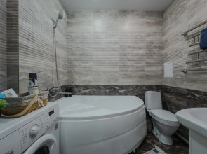 Green FOX на улице Бакинская 90