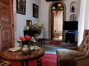 Riad Les Trois Palmiers El Bacha