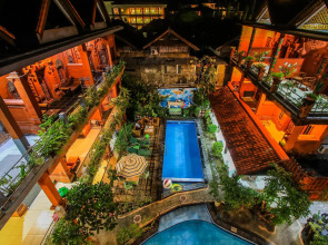 Hotel Lumbung Sari Legian