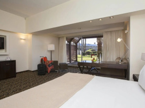 Sharon Hotel Herzliya