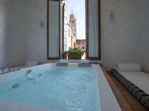 Palazzo Paruta & Wellness Apartments