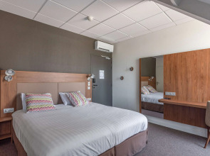 Hotel Campanile Chartres Centre - Gare - Cathedrale