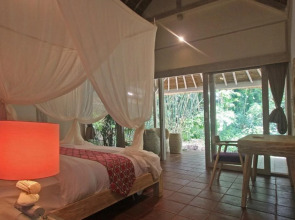 Maylie Bali Villa Bungalows